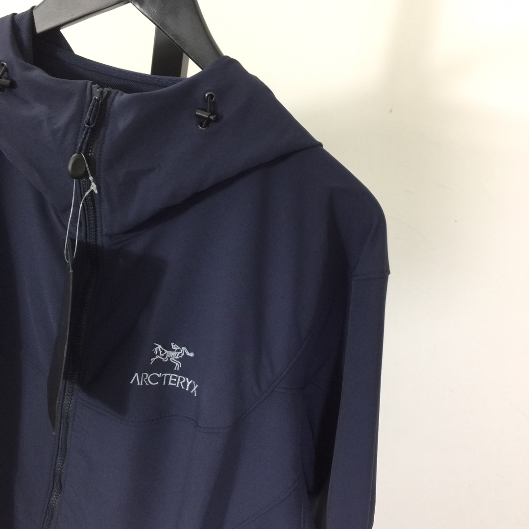 Arc'teryx GammaLt Jacket - PerfectKickZ