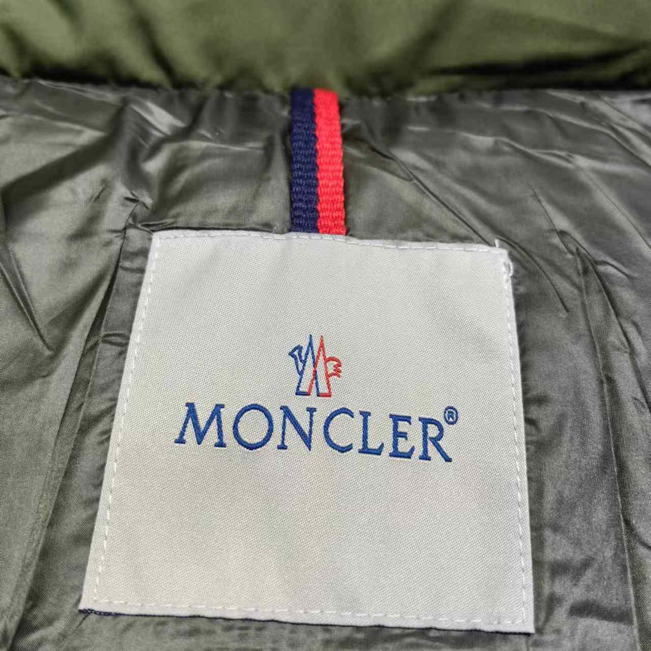 Moncler Vezere Short Down Jacket - PerfectKickZ