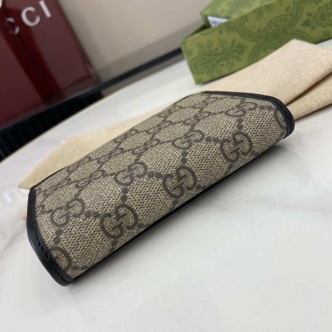 Gucci GG Emblem Zip Card Case - PerfectKickZ