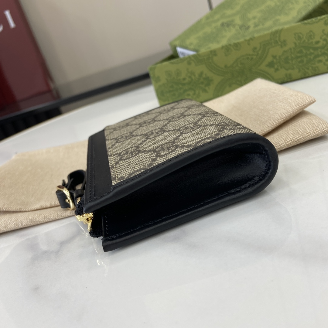 Gucci GG Emblem Zip Card Case - PerfectKickZ