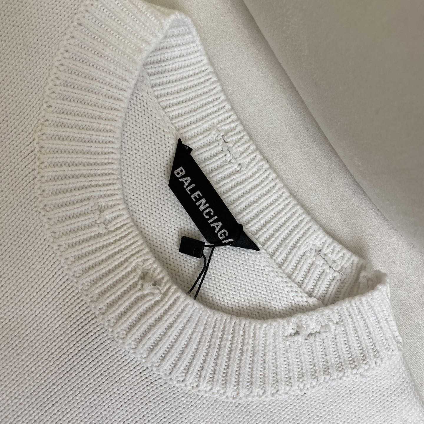 Balenciaga Logo-embossed Sweatshirt - PerfectKickZ
