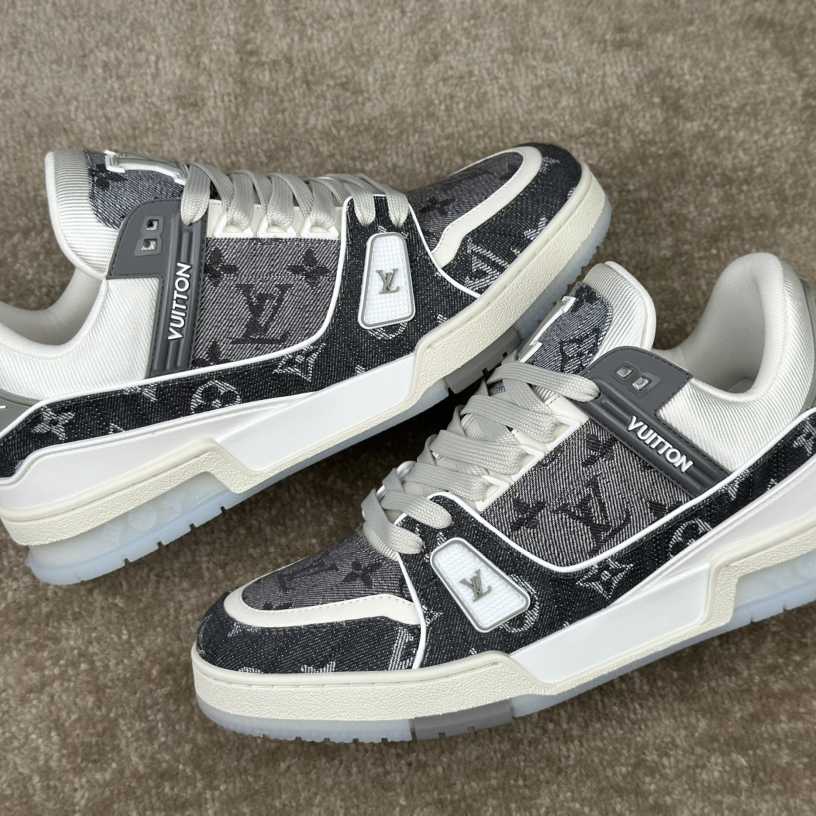 Louis Vuitton LV Trainer Sneaker  1ADHIG - PerfectKickZ