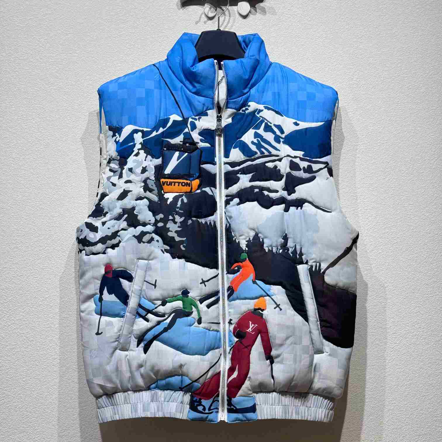 Louis Vuitton Sleeveless Quilted Vest - PerfectKickZ