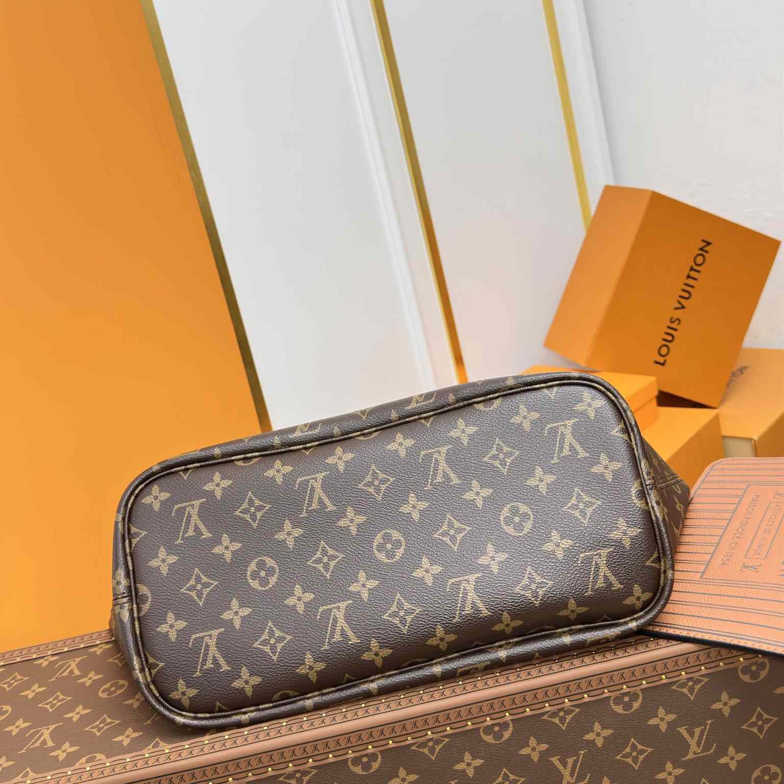 Louis Vuitton Neverfull Inside Out MM   M12061 - PerfectKickZ