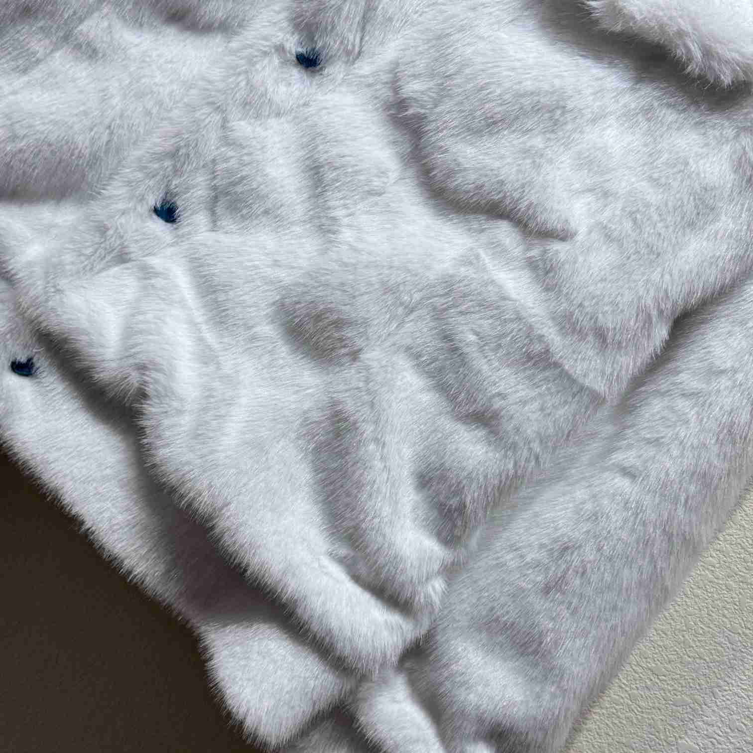 Louis Vuitton Mink Trucker Jacket  1AFXB7 - 