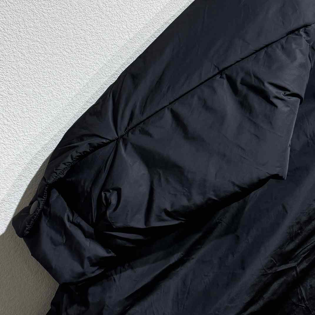 Prada Oversized Light Re-Nylon Raincoat - 