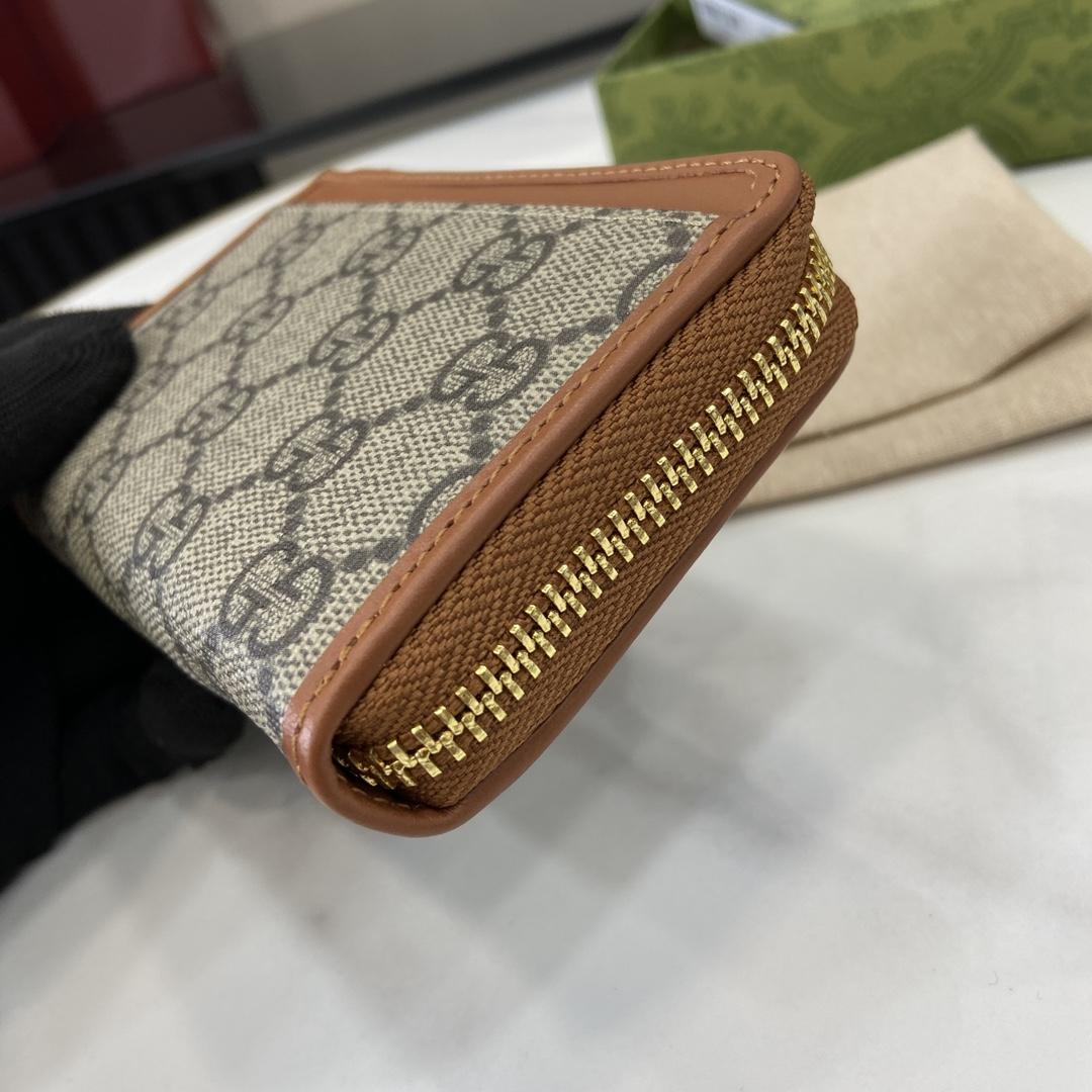 Gucci GG Emblem Zip Card Case - PerfectKickZ