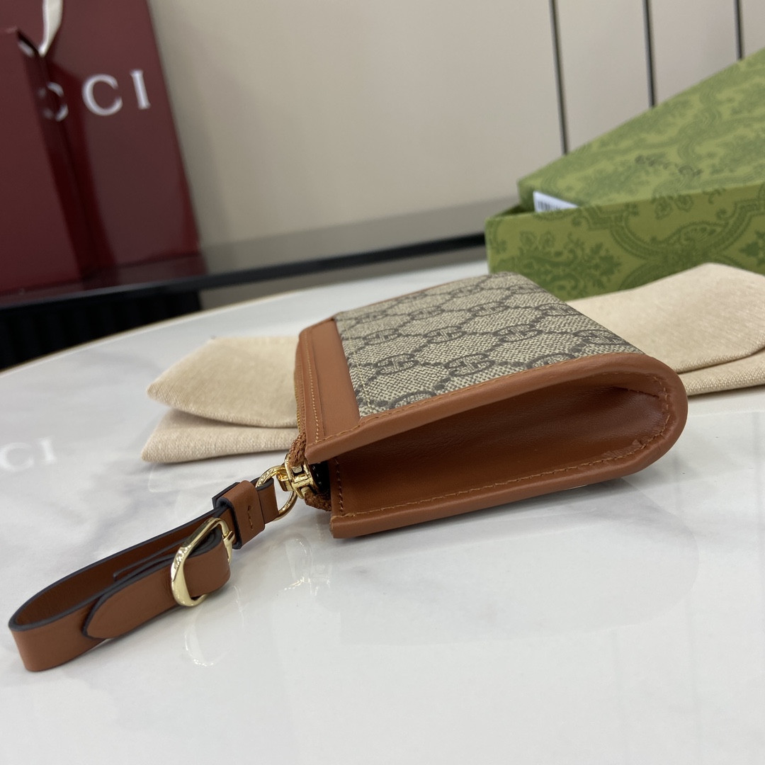 Gucci GG Emblem Zip Card Case - 