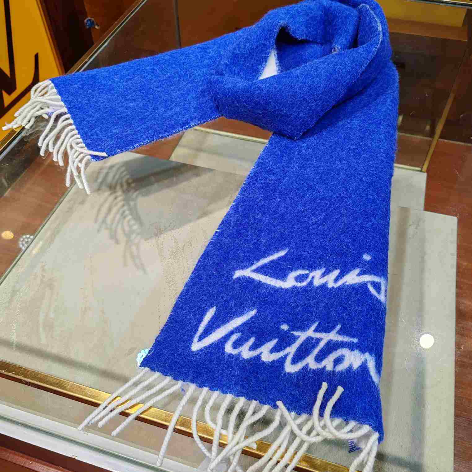 Louis Vuitton Fluffygram Scarf  M93339 - PerfectKickZ