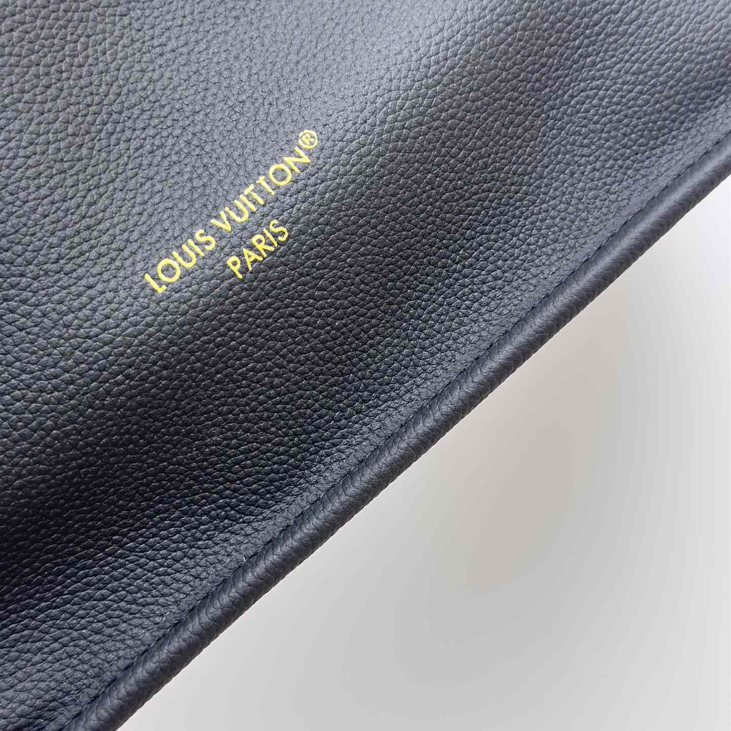 Louis Vuitton Neverfull Inside Out MM   M11946 - PerfectKickZ