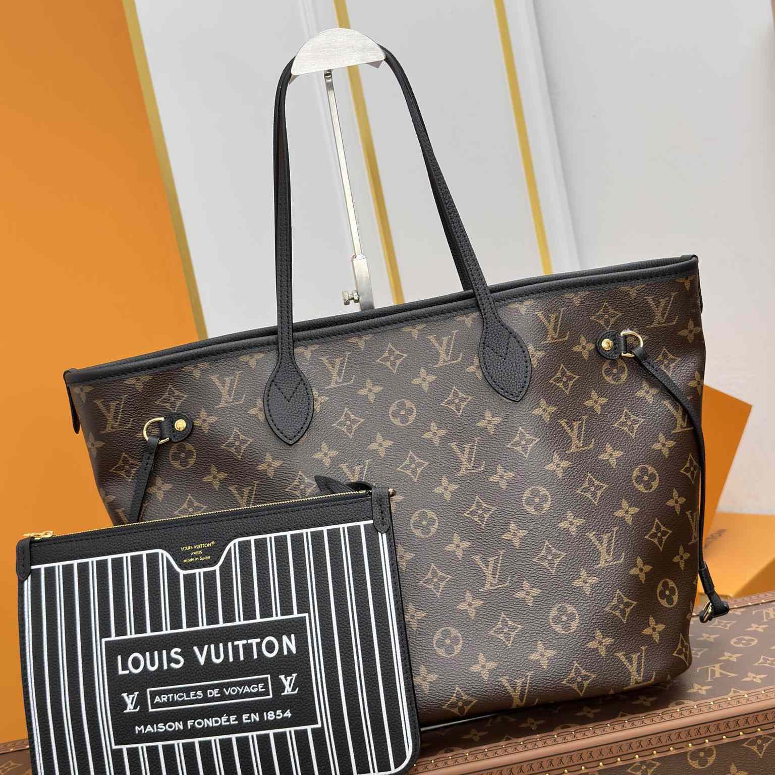 Louis Vuitton Neverfull Inside Out MM   M11946 - PerfectKickZ