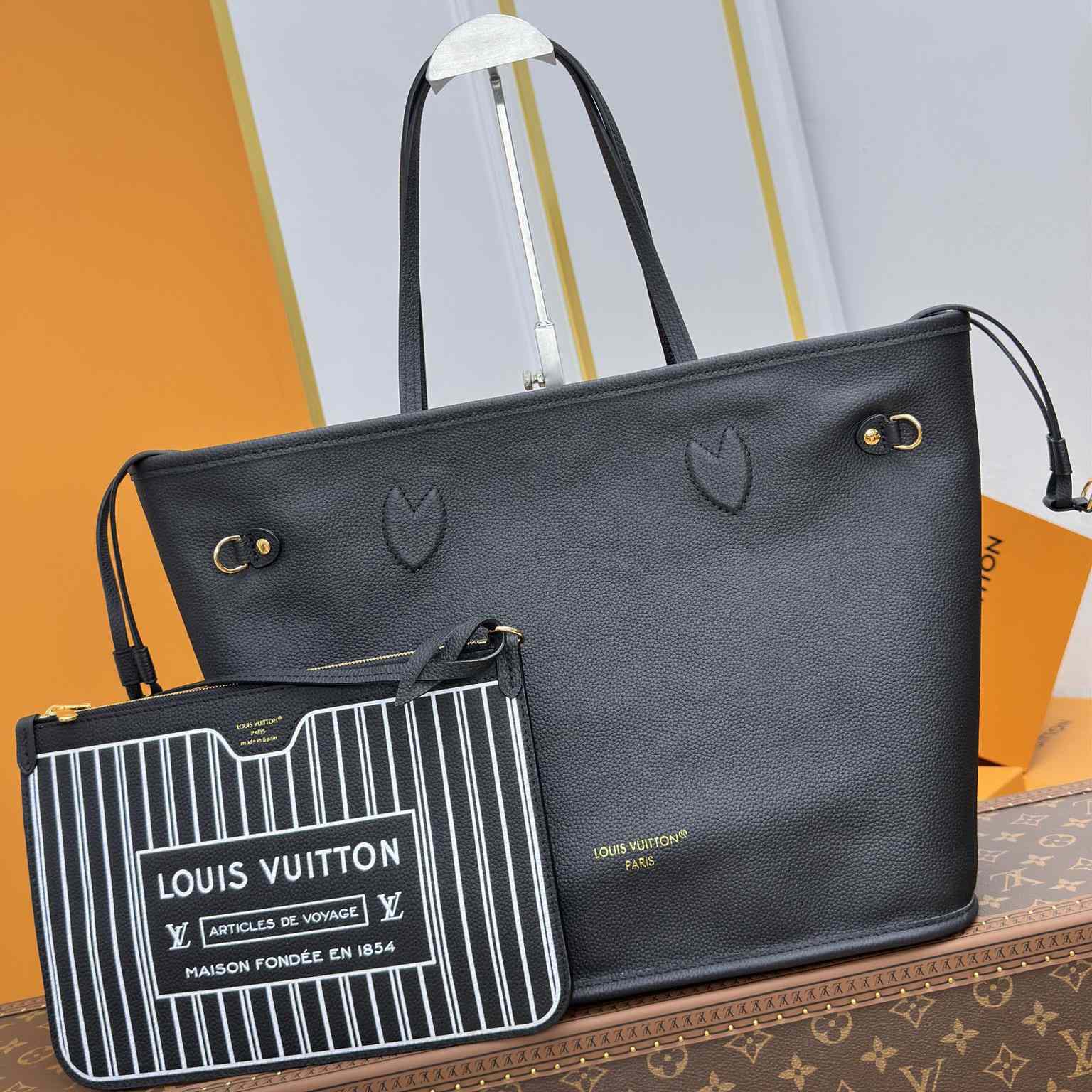 Louis Vuitton Neverfull Inside Out MM   M11946 - PerfectKickZ