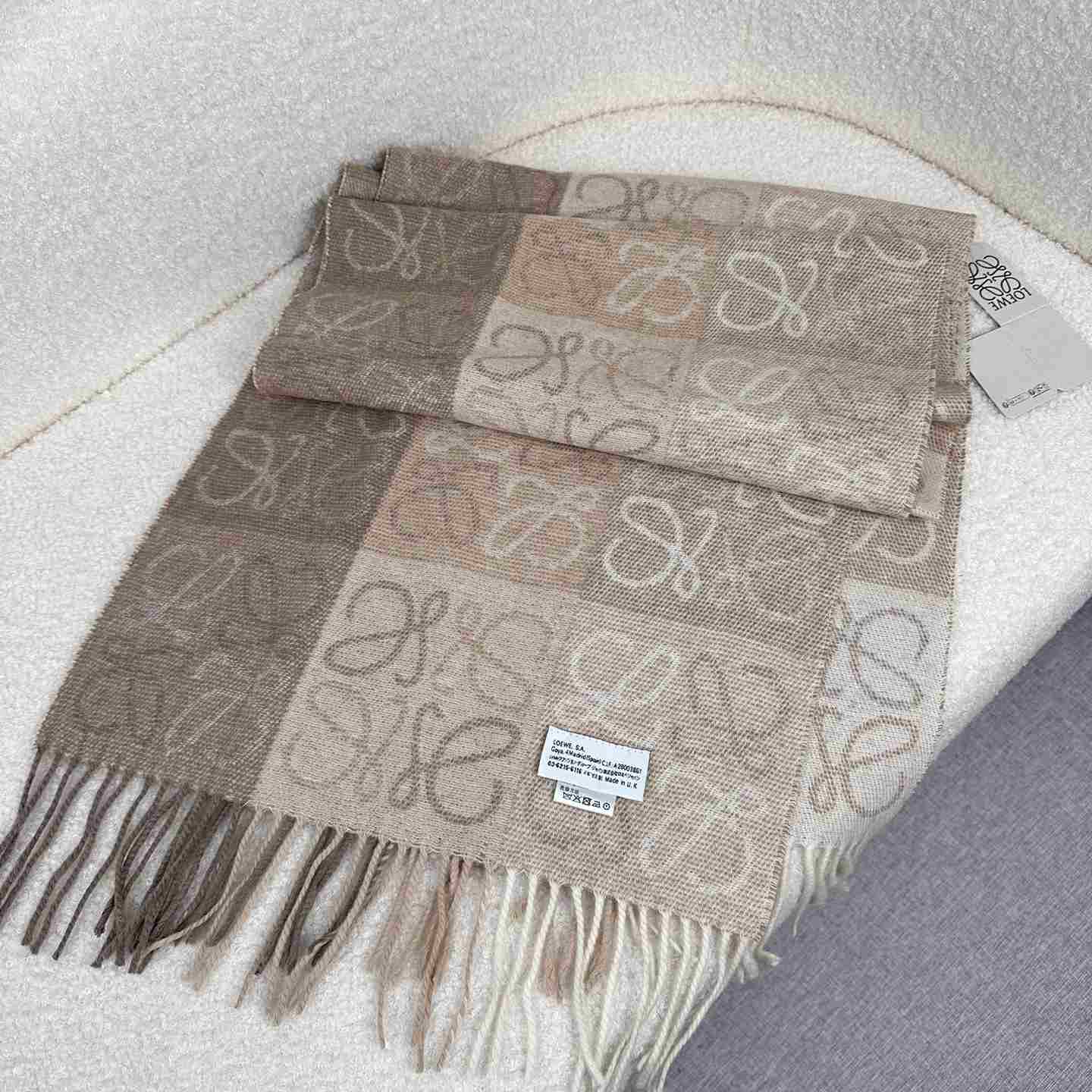 Loewe Scarf   38x200cm - PerfectKickZ