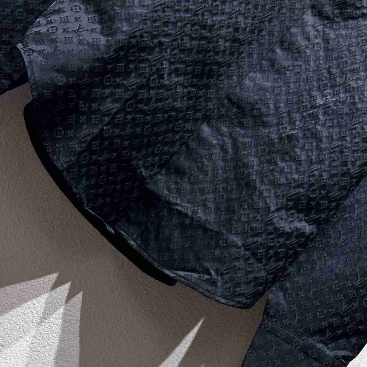 Louis Vuitton Monogram Long-Sleeved Shirt    - PerfectKickZ