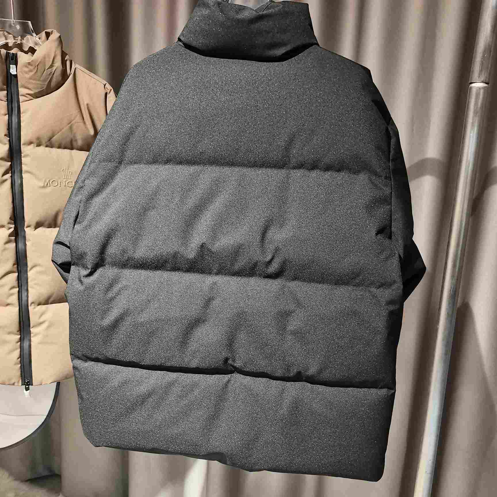 Moncler Misonet Short Down Jacket - PerfectKickZ