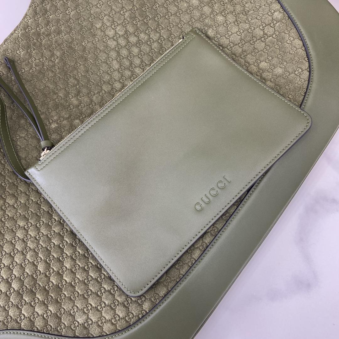 Gucci B Medium Shoulder Bag - PerfectKickZ