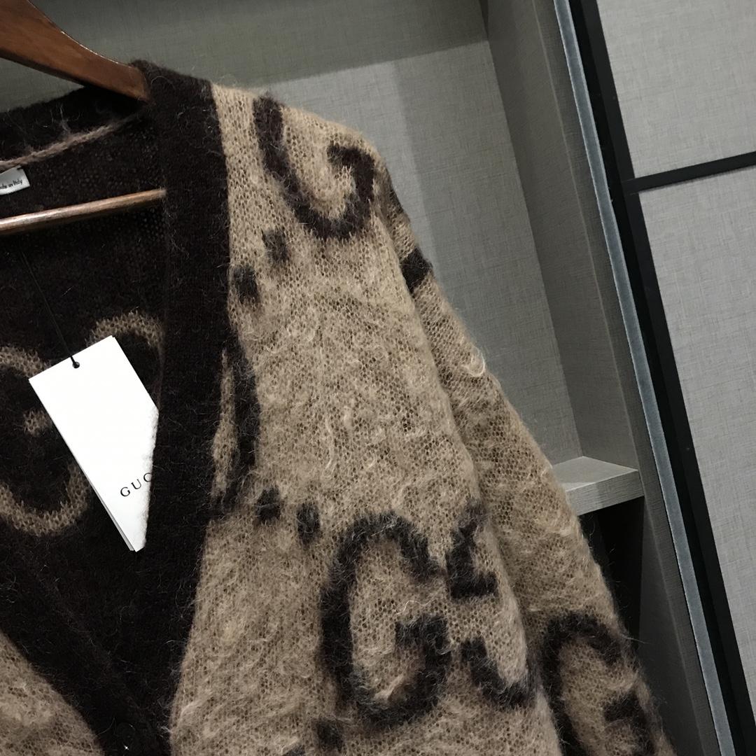 Gucci GG Wool Jacquard Cardigan  - 