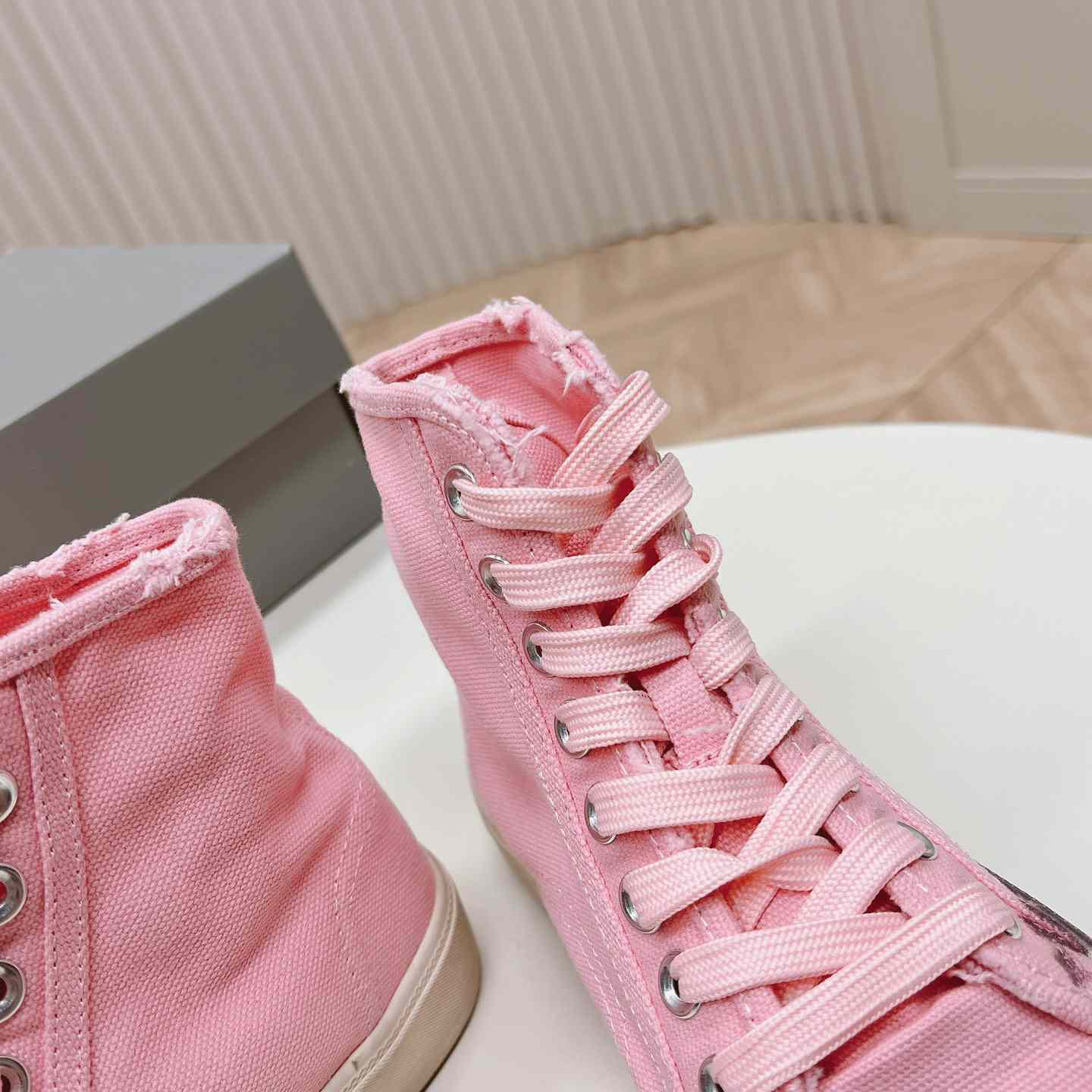 Balenciaga Paris High Top Sneakers - PerfectKickZ