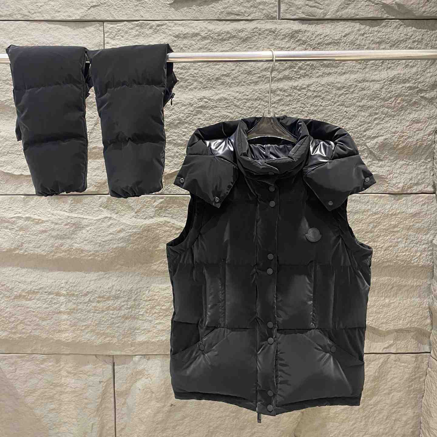 Moncler Allymes 2-in-1 Hooded Short Down Jacket - PerfectKickZ