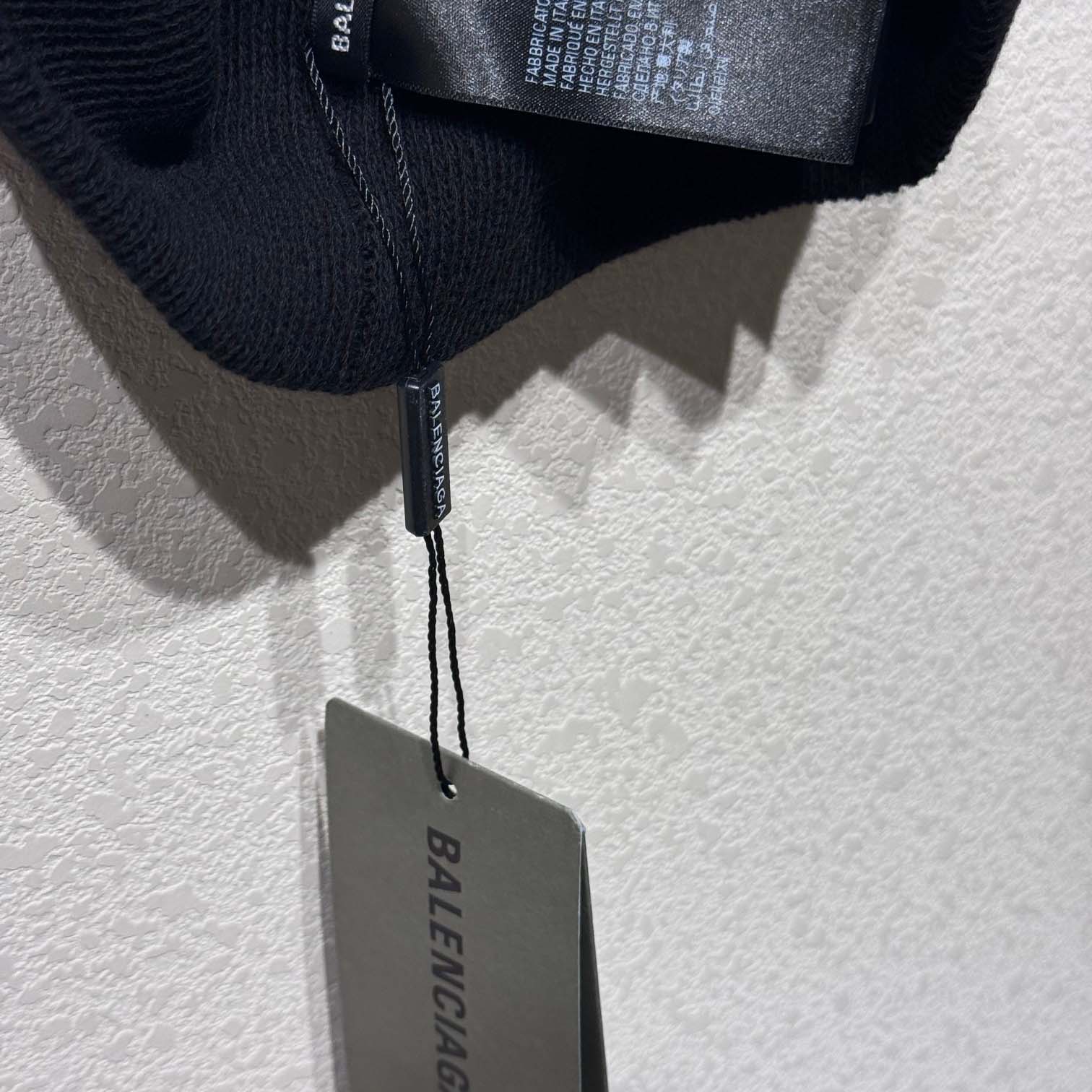 Balenciag Beanie  - PerfectKickZ