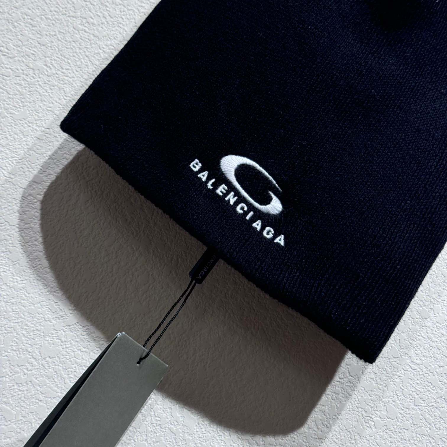 Balenciag Beanie  - PerfectKickZ