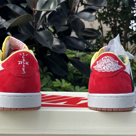 Travis Scott x Jordan Air Jordan 1 Low OG Sneaker    CQ4277-112 - PerfectKickZ