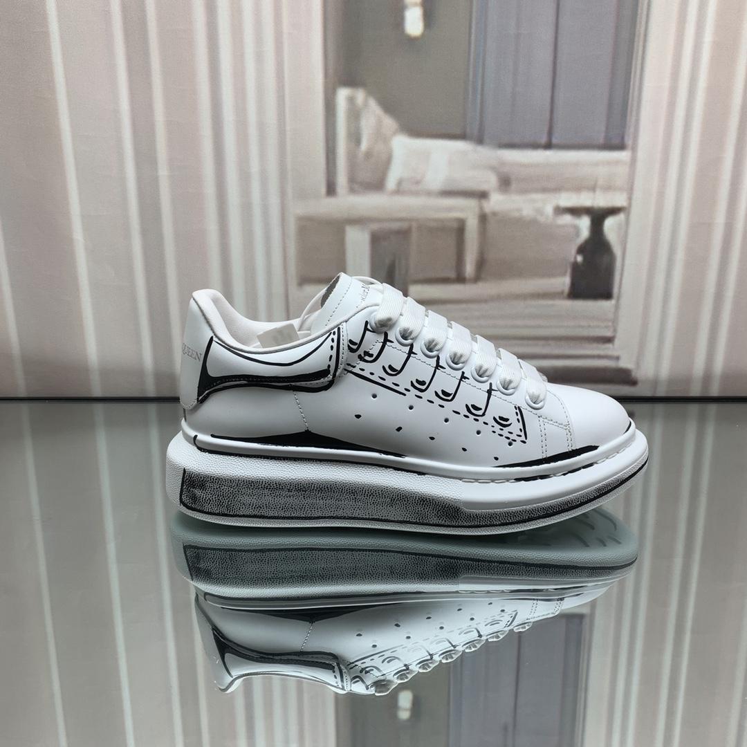 Alexander Mqueen Oversized Sneakers - 