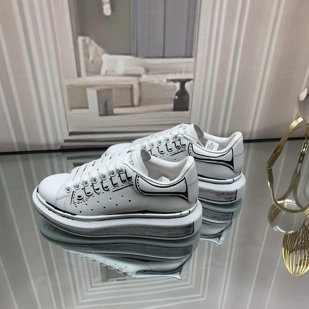 Alexander Mqueen Oversized Sneakers - 