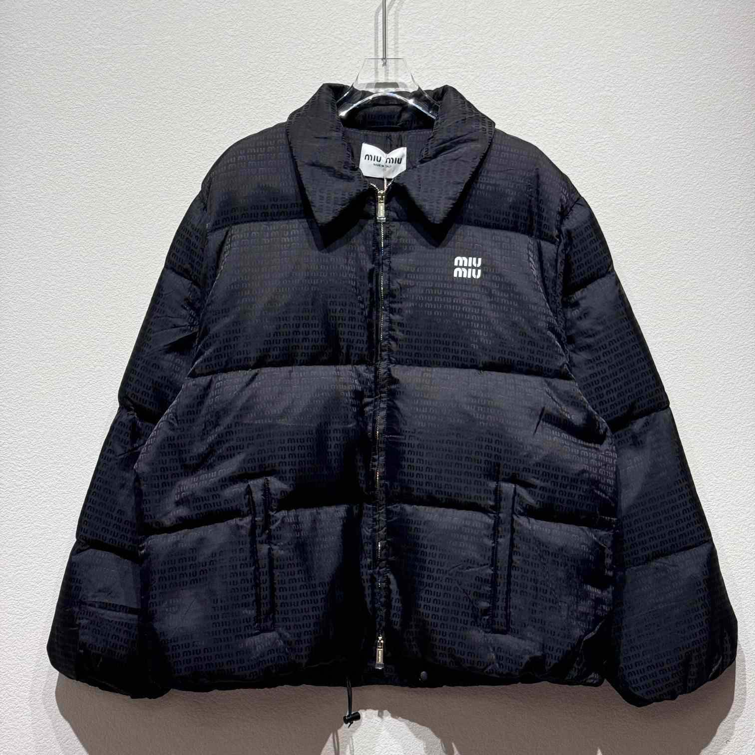 Miu Miu logo-appliqué puffer jacket  - PerfectKickZ