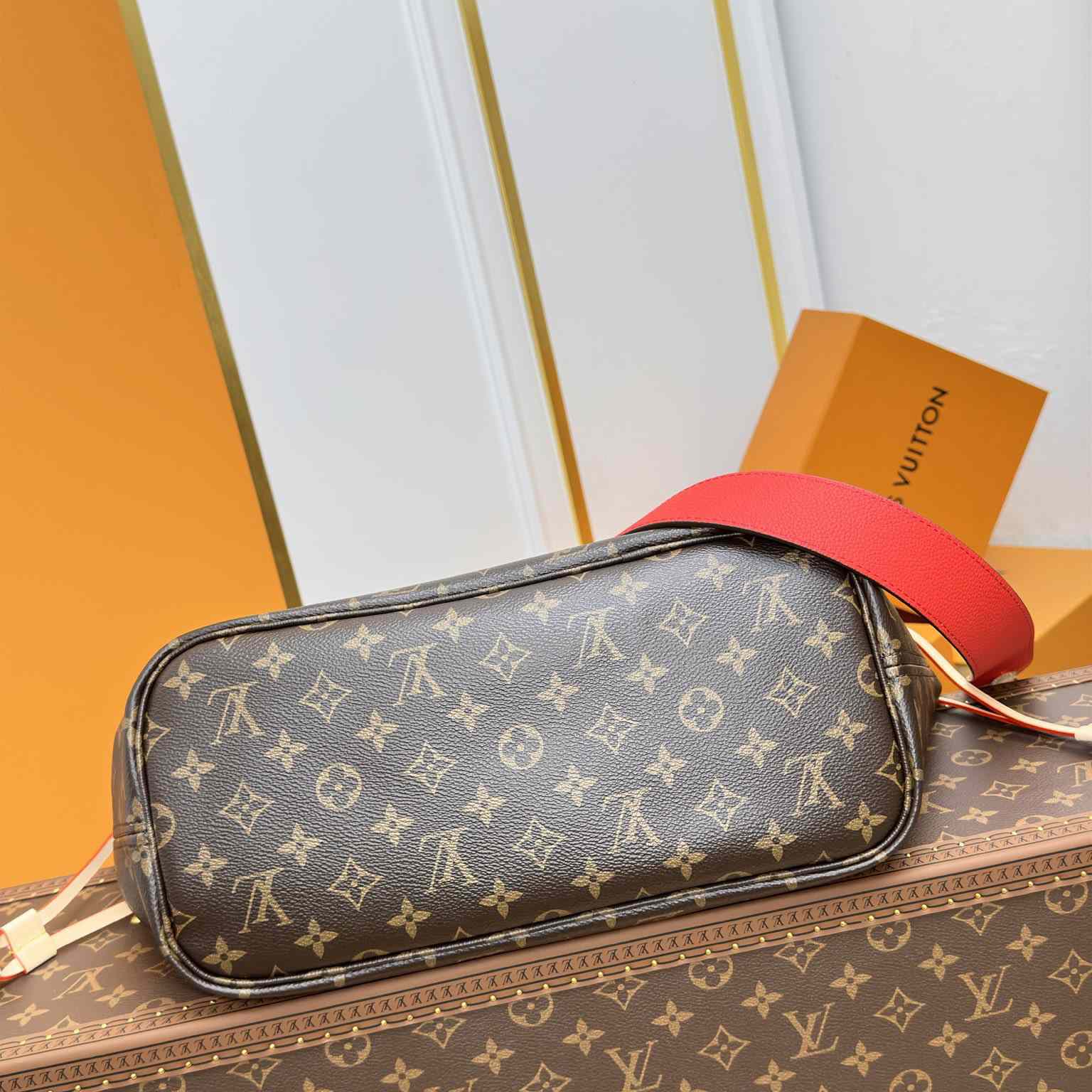 Louis Vuitton Neverfull Bandoulière Inside Out MM   M12096 - PerfectKickZ