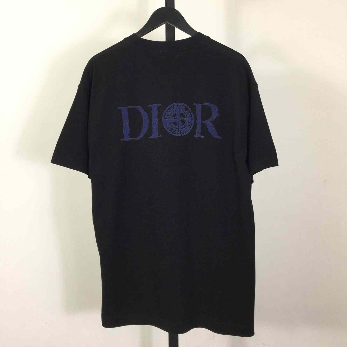 Dior And Stone Island T-Shirt - PerfectKickZ