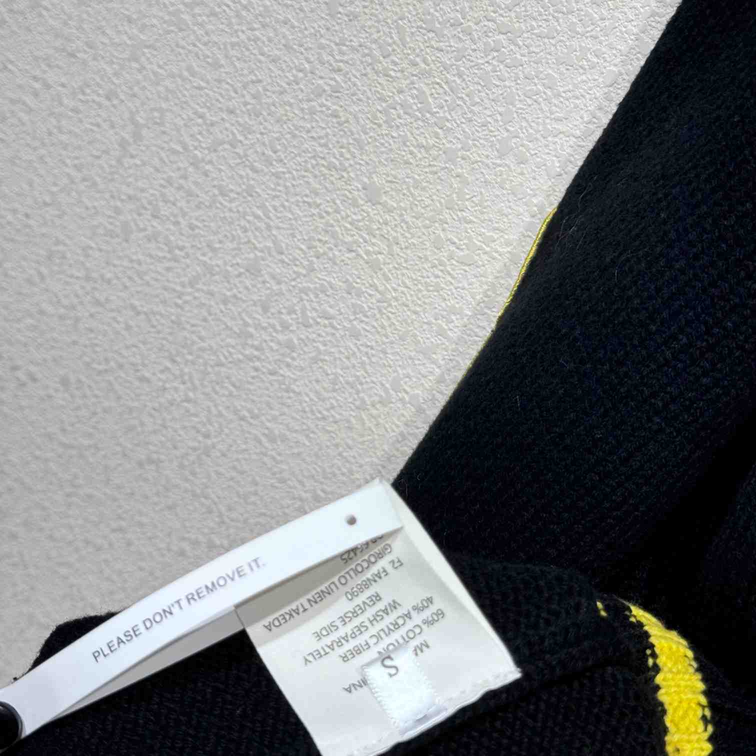 Prada Wool And Cashmere Cardigan - 