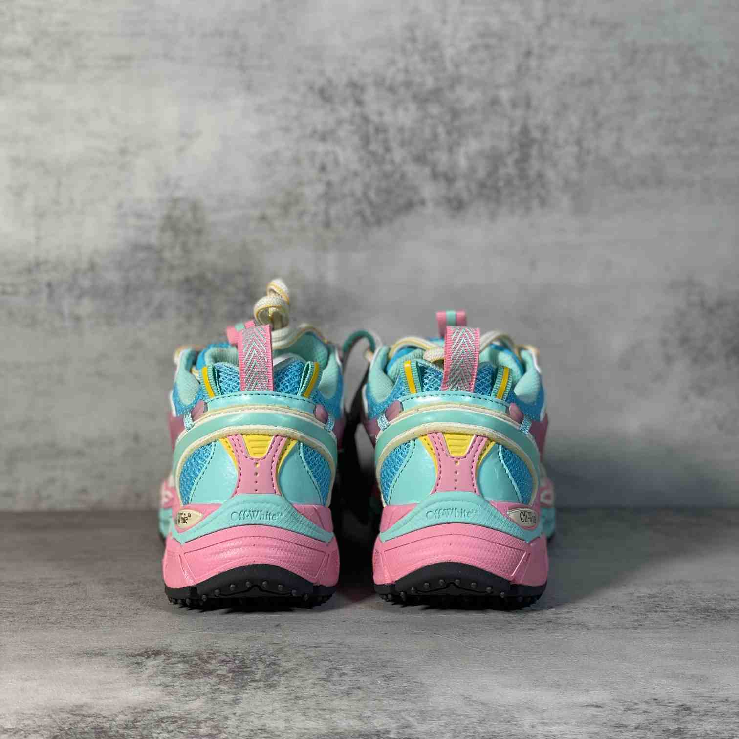 Off-White c/oVrgil Abloh™ Sneakers - PerfectKickZ