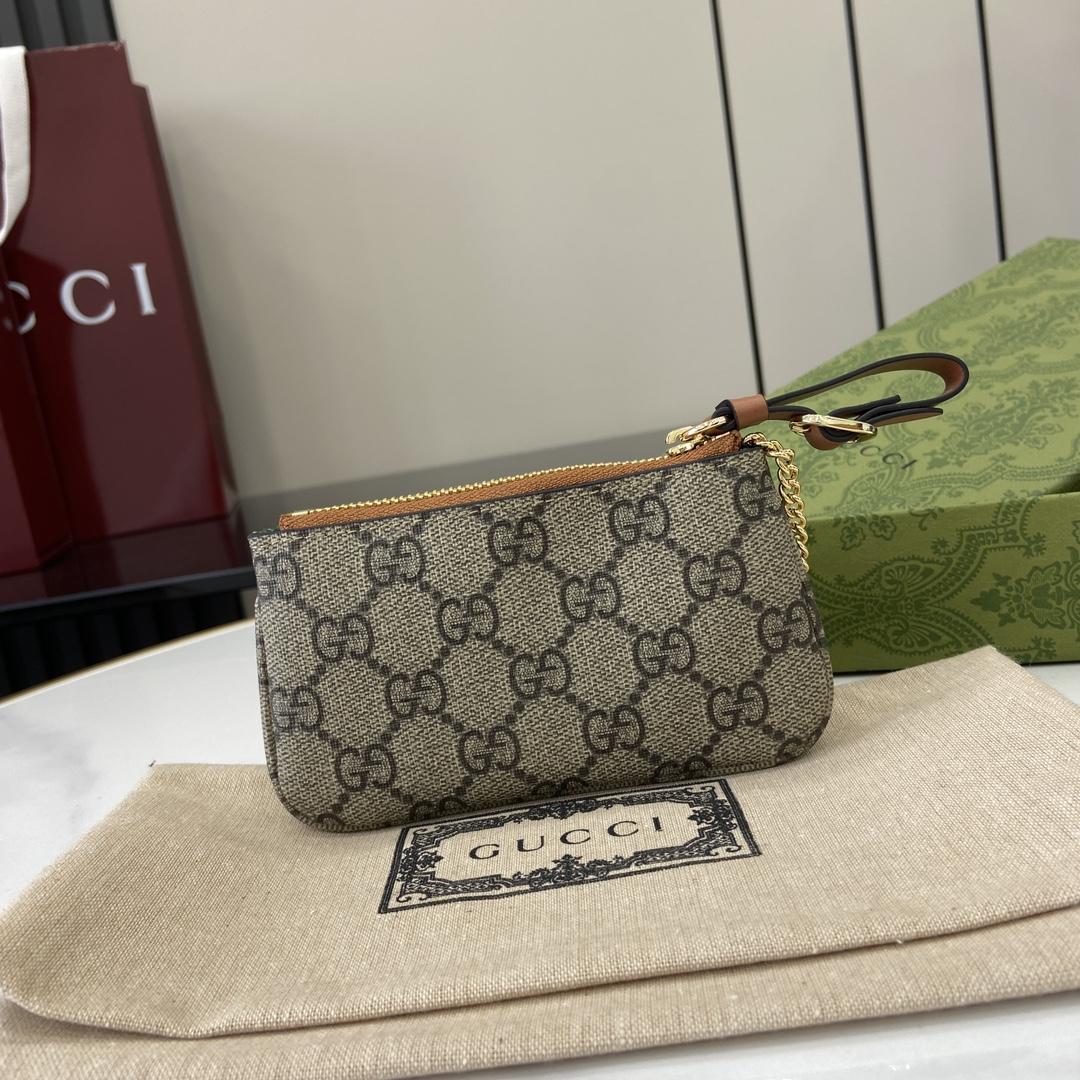 Gucci GG Emblem Key Case - PerfectKickZ