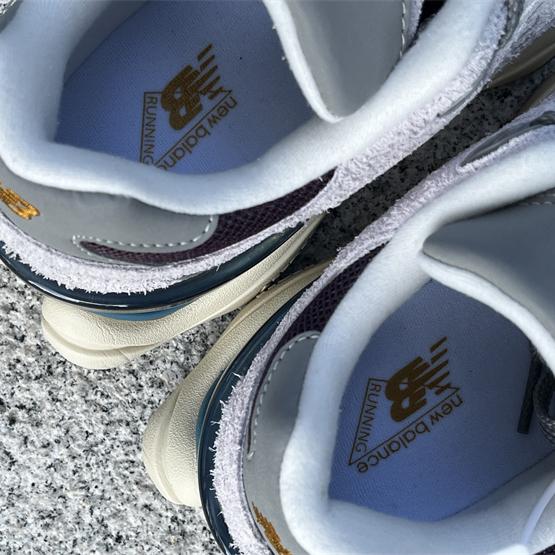 New Balance NB 9060 Sneakers      U9060RSA  - PerfectKickZ