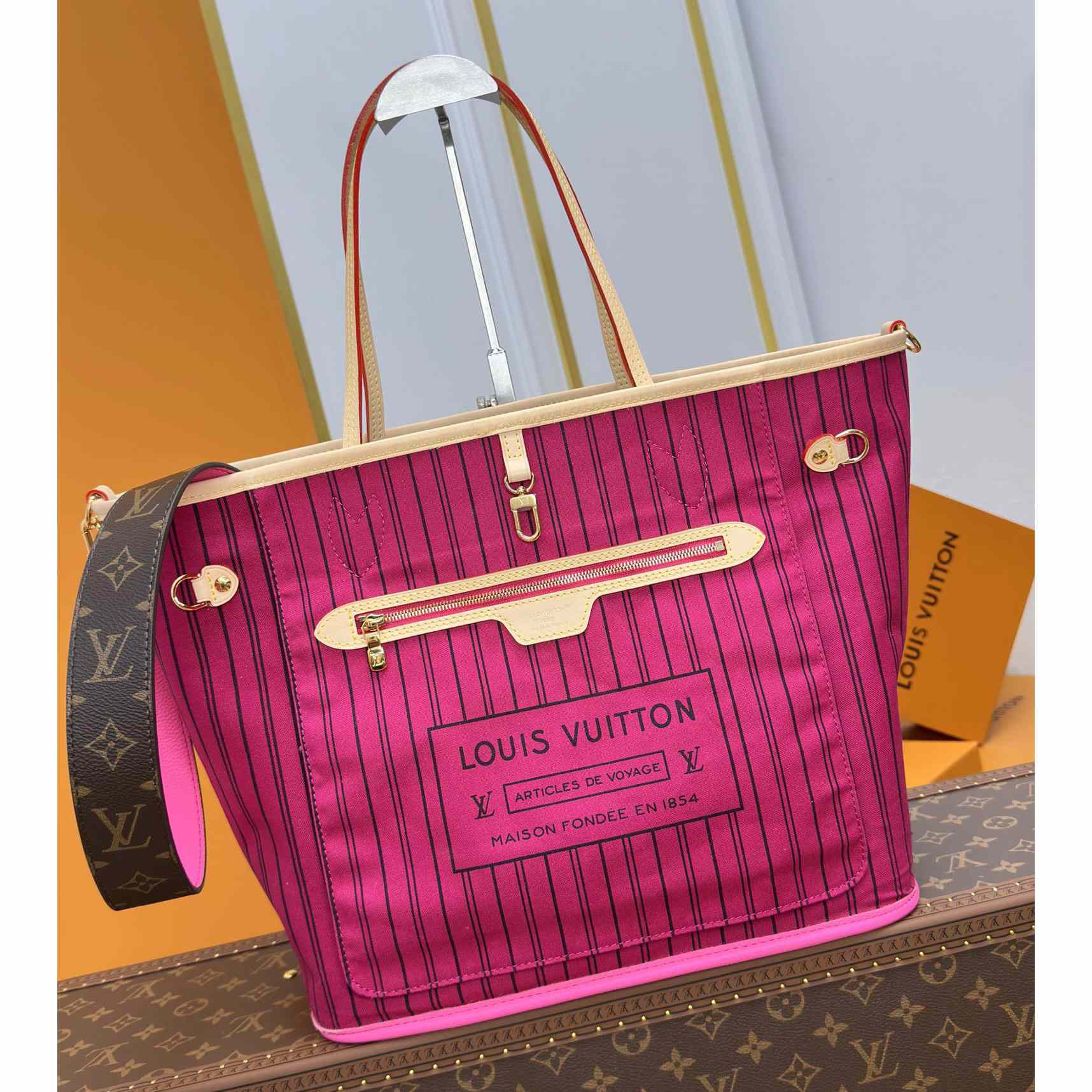 Louis Vuitton Neverfull Bandoulière Inside Out MM   M12257 - PerfectKickZ