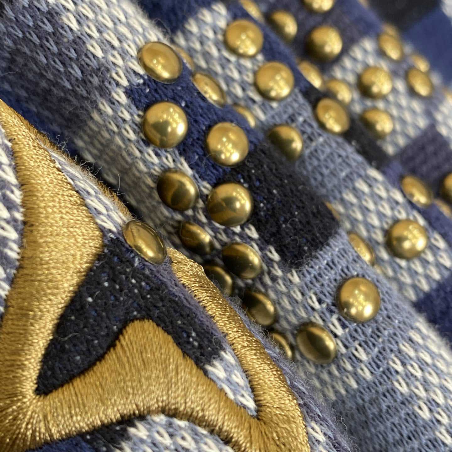 Louis Vuitton LV Vers Damoflage Jacquard Pullover   1AGHTQ - PerfectKickZ