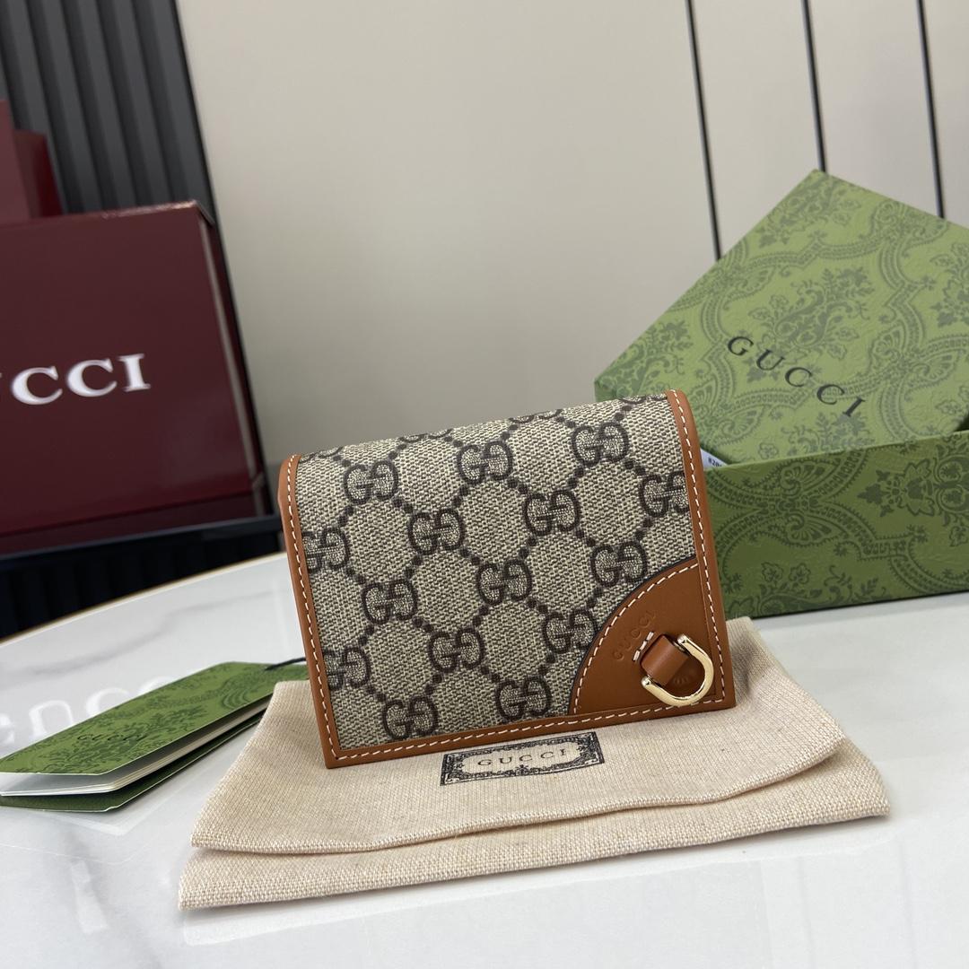 Gucci GG Emblem Mini Wallet - PerfectKickZ