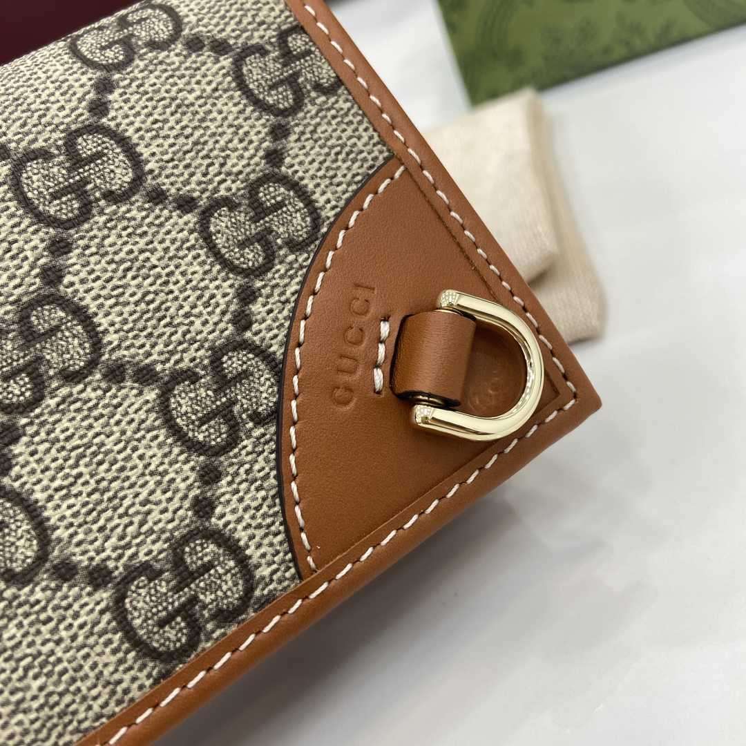 Gucci GG Emblem Mini Wallet - 