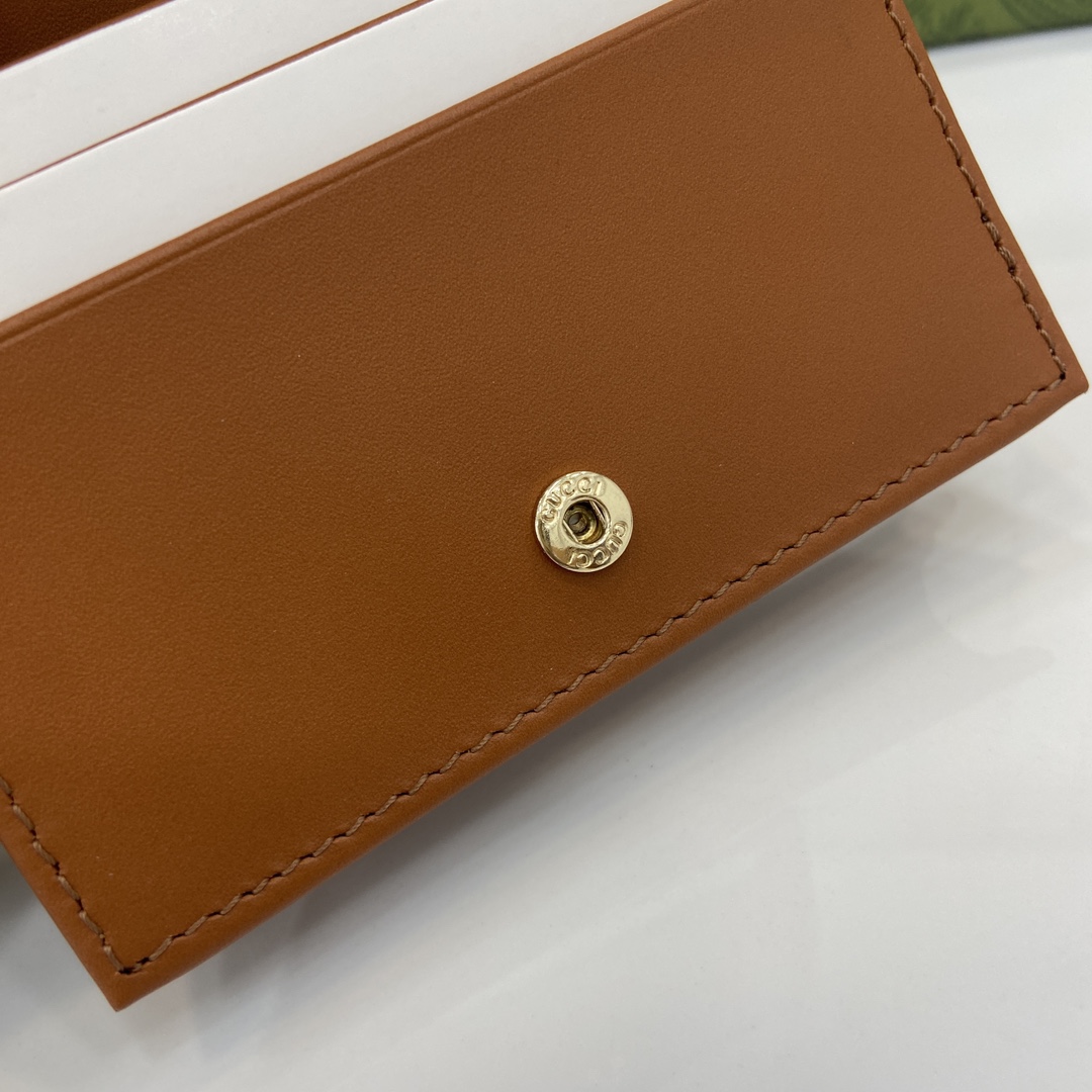 Gucci GG Emblem Mini Wallet - 