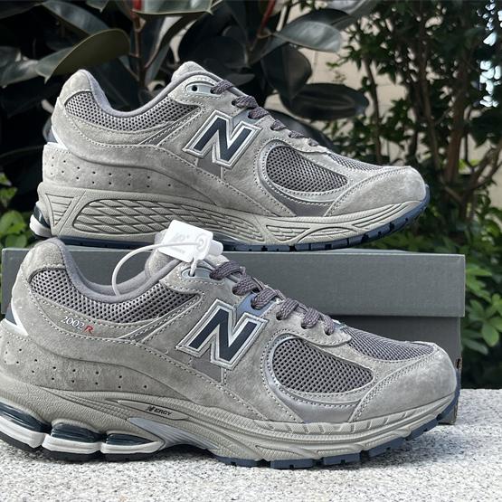 New Balance NB 2002R Sneakers      ML2002RA   - PerfectKickZ