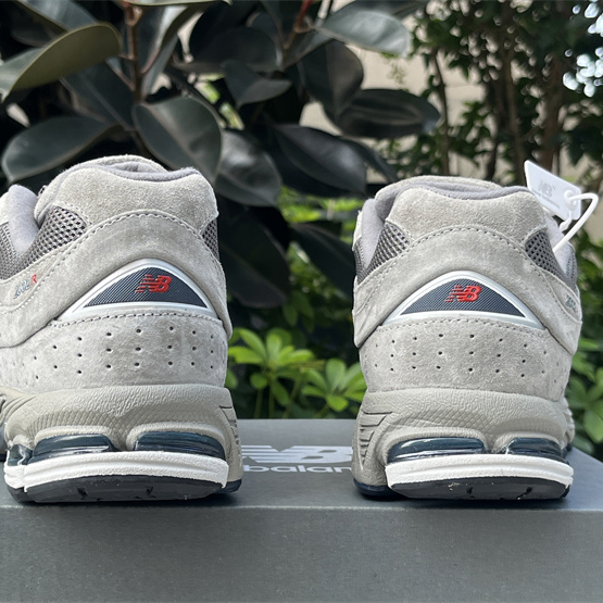 New Balance NB 2002R Sneakers      ML2002RA   - PerfectKickZ