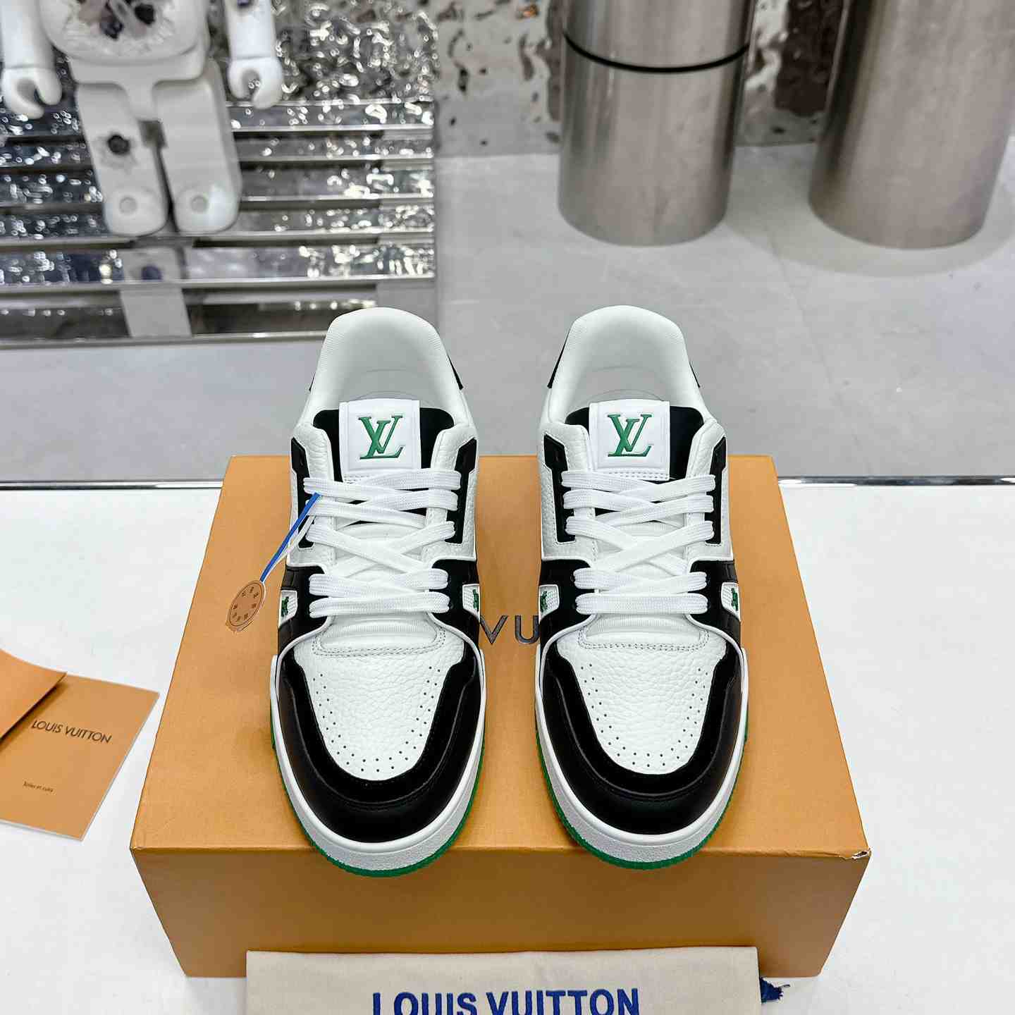 Louis Vuitton LV Trainer Sneaker  1ADDXU - PerfectKickZ