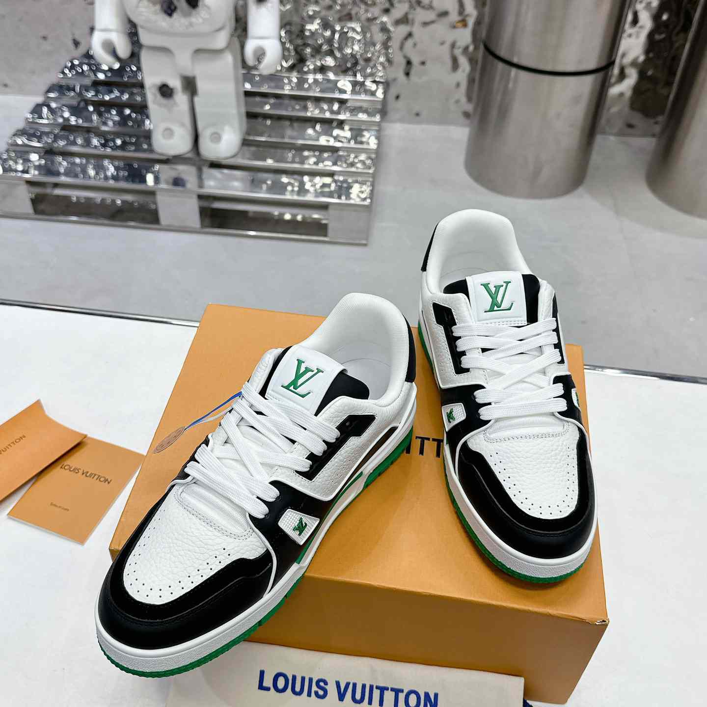 Louis Vuitton LV Trainer Sneaker  1ADDXU - PerfectKickZ