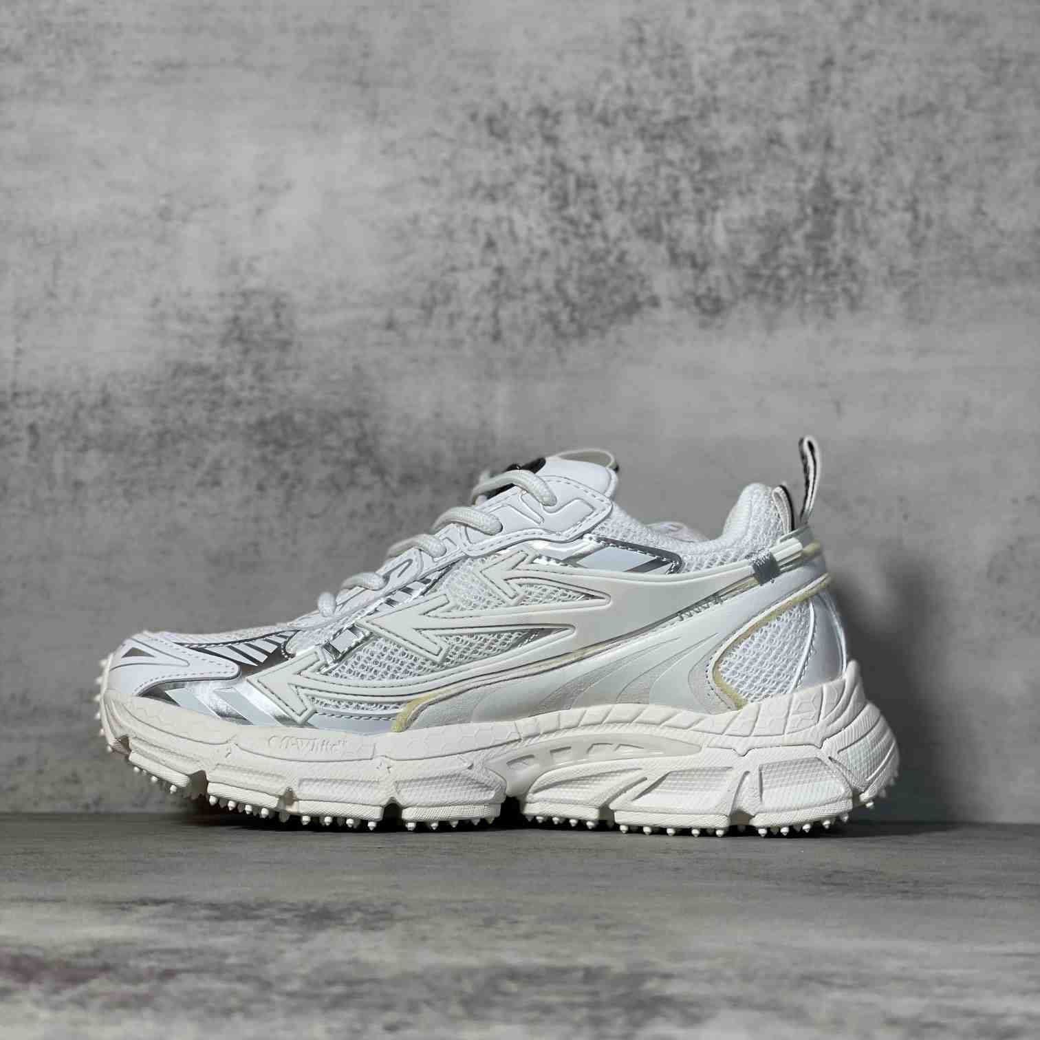 Off-White c/oVrgil Abloh™ Sneakers - 