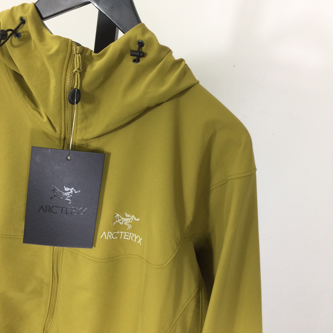 Arc'teryx GammaLt Jacket - PerfectKickZ