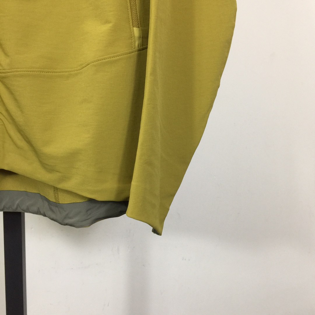 Arc'teryx GammaLt Jacket - PerfectKickZ
