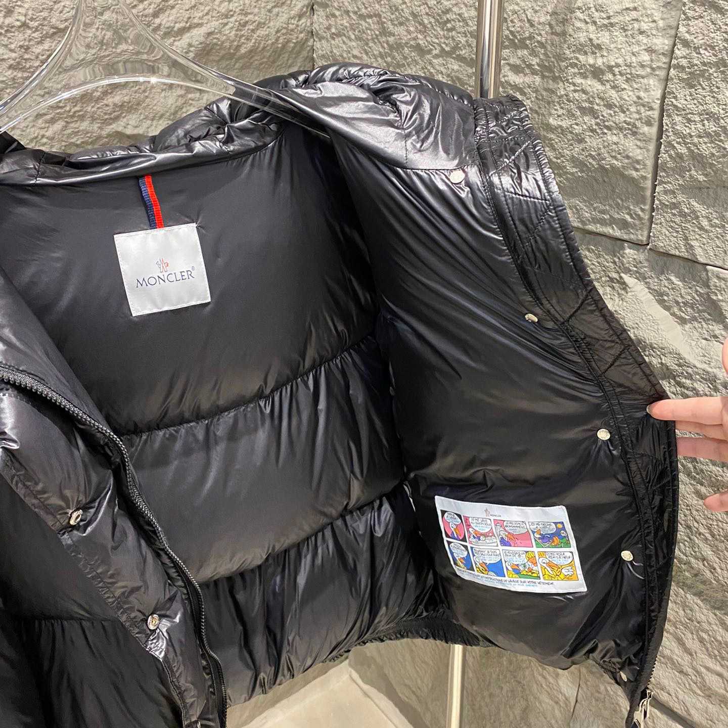 Moncler Borey Short Down Jacket - PerfectKickZ