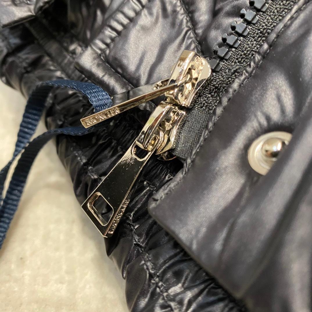 Moncler Borey Short Down Jacket - PerfectKickZ