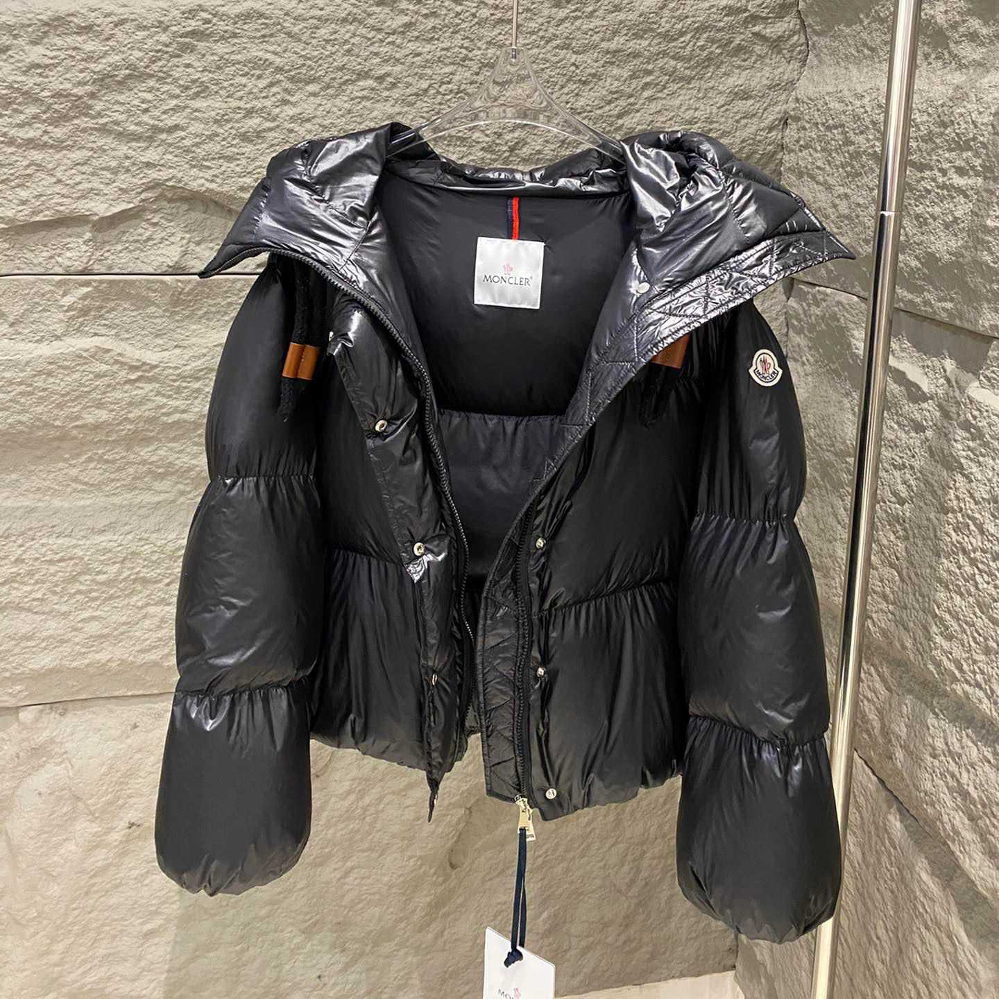 Moncler Borey Short Down Jacket - PerfectKickZ